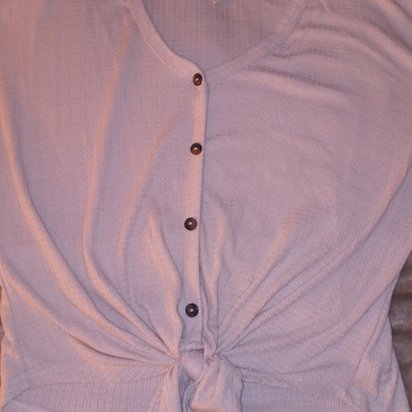 Cute crop top - Picture 3 of 3